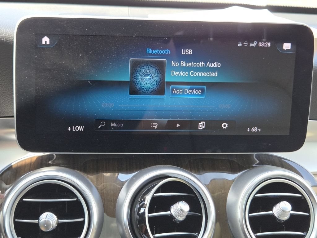 Used 2020 Mercedes-Benz GLC 300 4MATIC image 6