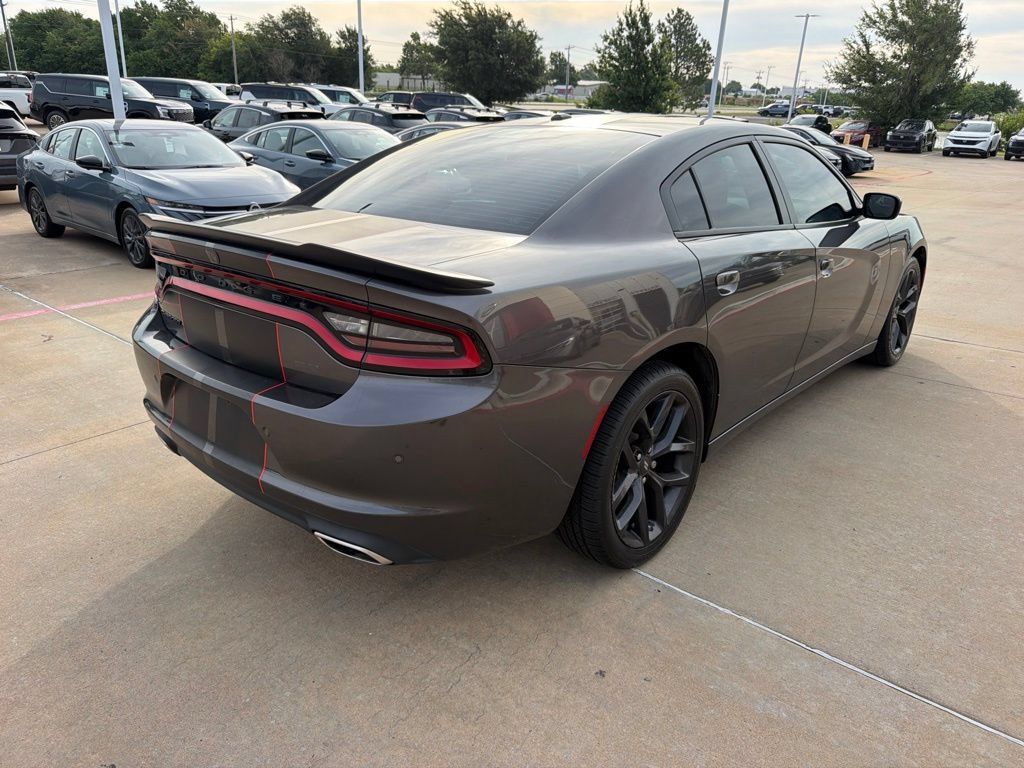 Used 2022 Dodge Charger SXT w/ Blacktop Package RWD image 5