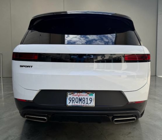 Used 2025 Land Rover Range Rover Sport SE AWD/4WD image 5