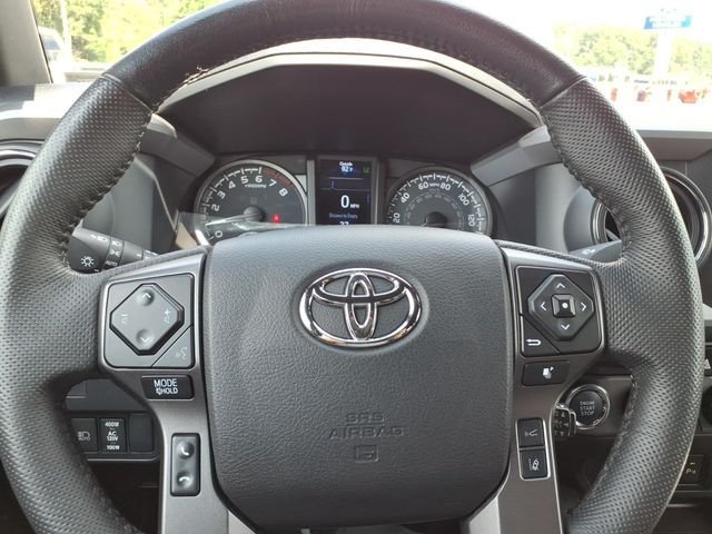 Used 2022 Toyota Tacoma TRD Sport w/ Technology Package AWD/4WD image 24