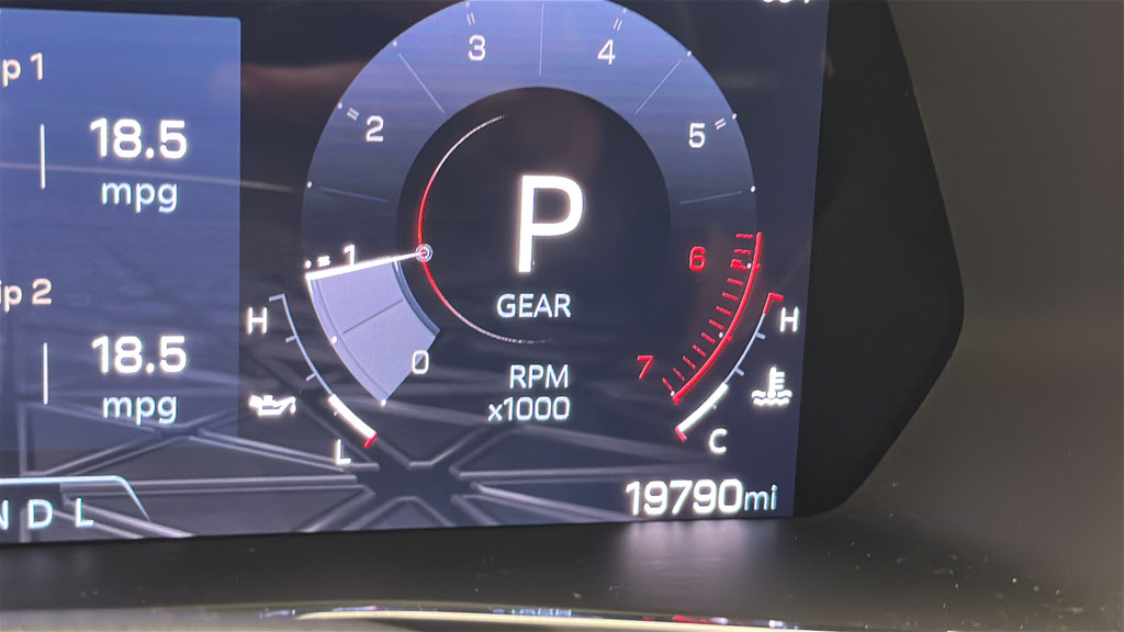 Used 2024 GMC Canyon Elevation w/ Convenience Package AWD/4WD image 19