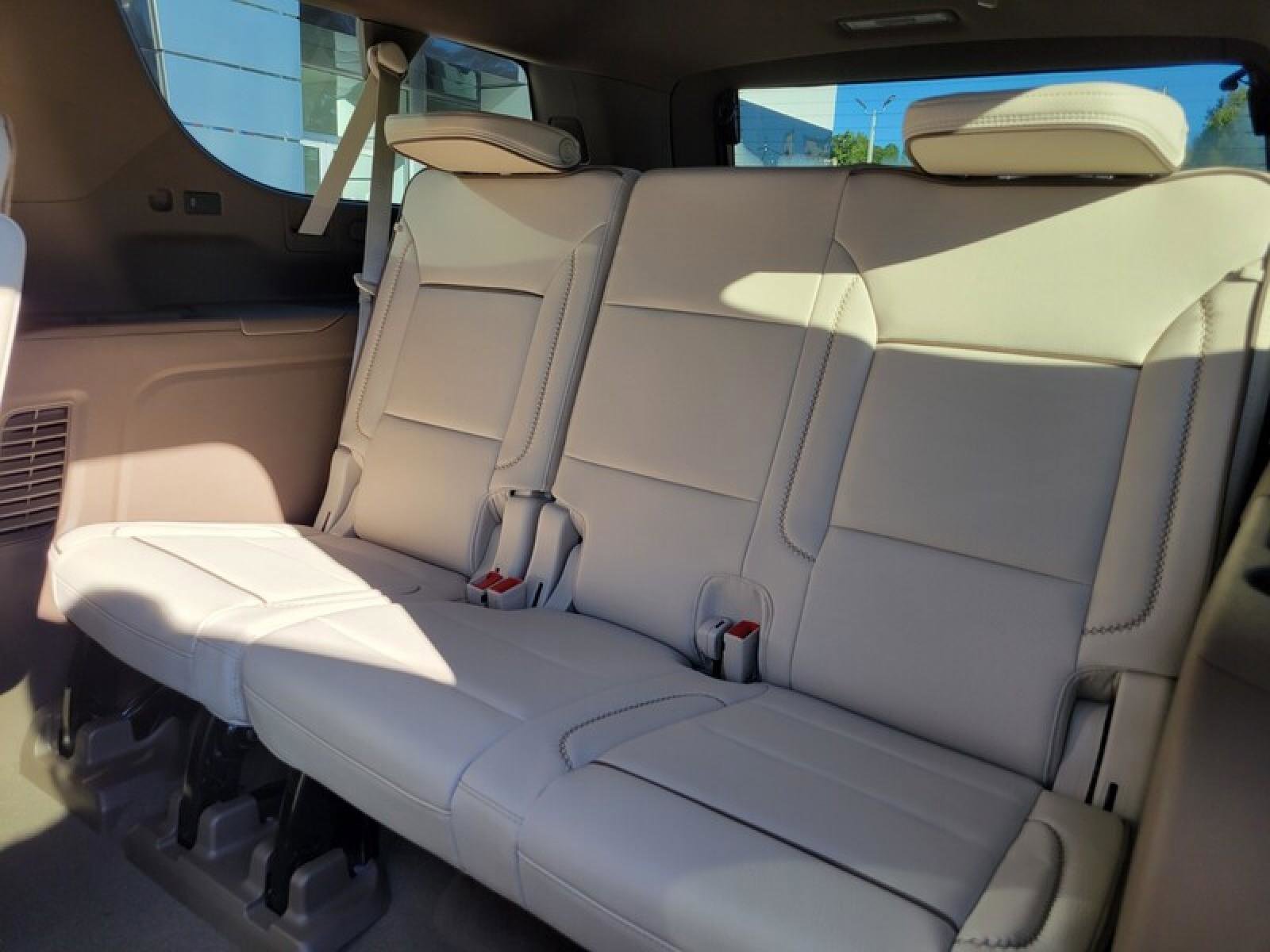 New 2026 GMC Yukon XL Denali w/ Denali Reserve Package image 32