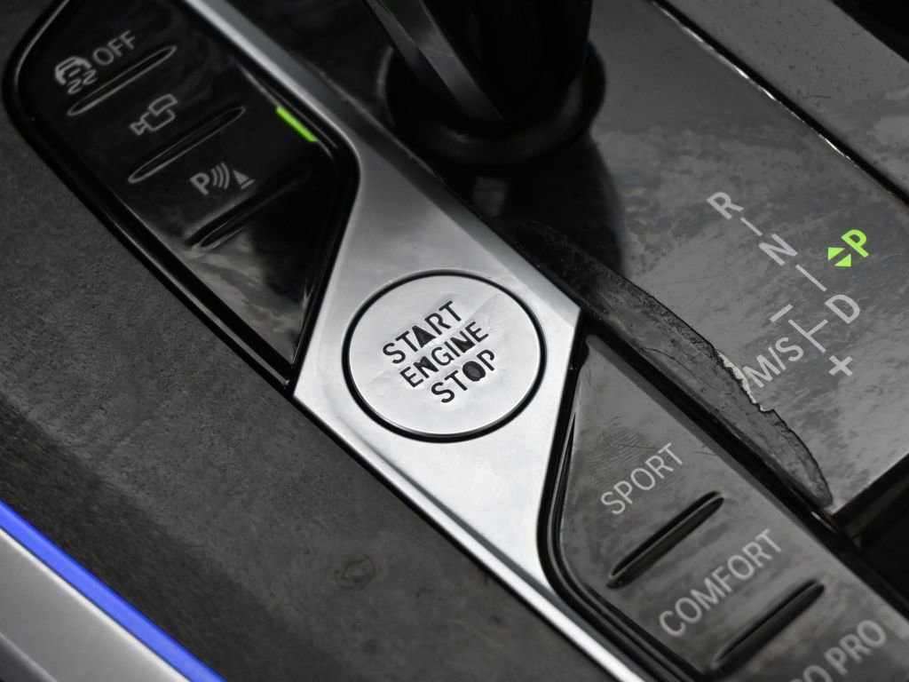 Used 2023 BMW X5 sDrive40i image 21