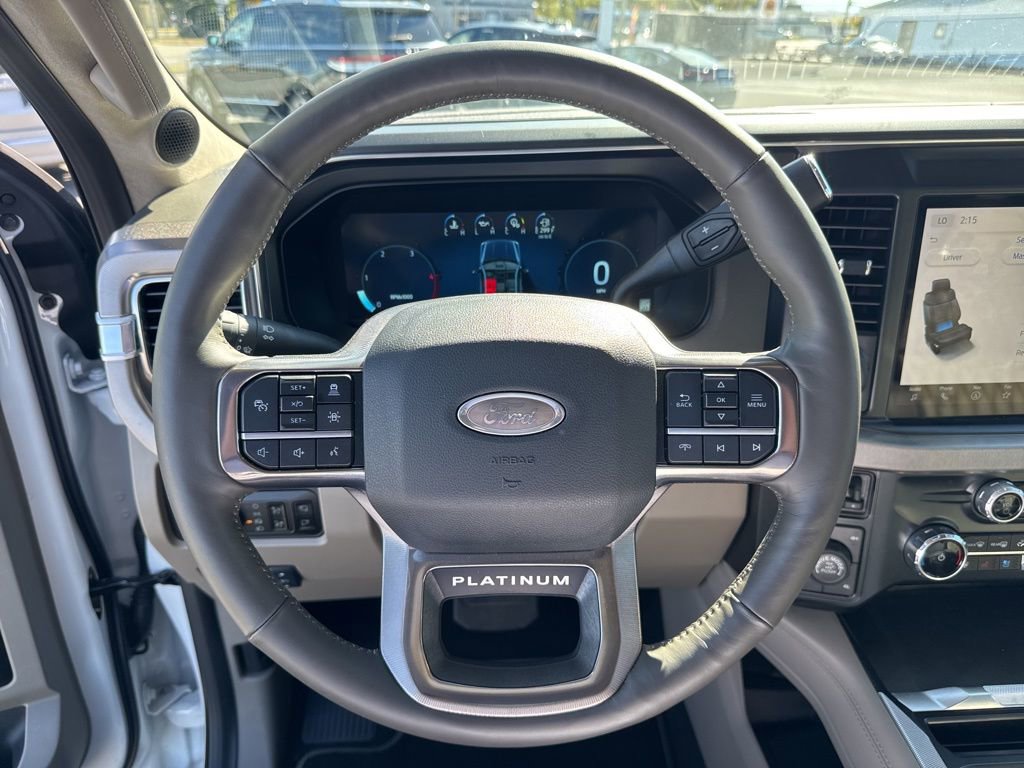 Used 2025 Ford F350 Platinum w/ Platinum Plus Package image 32