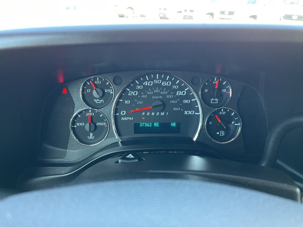 Used 2023 Chevrolet Express 3500 LT w/ LT Preferred Equipment Group image 9