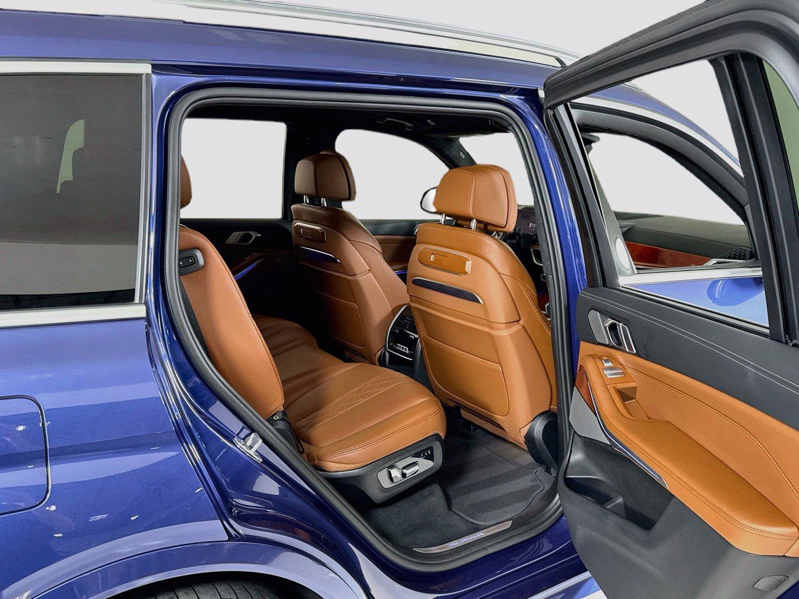 Used 2024 BMW ALPINA XB7 AWD/4WD image 29