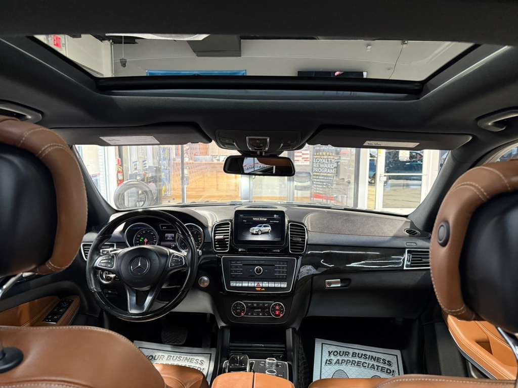 Used 2018 Mercedes-Benz GLS 550 4MATIC w/ Offroad Package image 23
