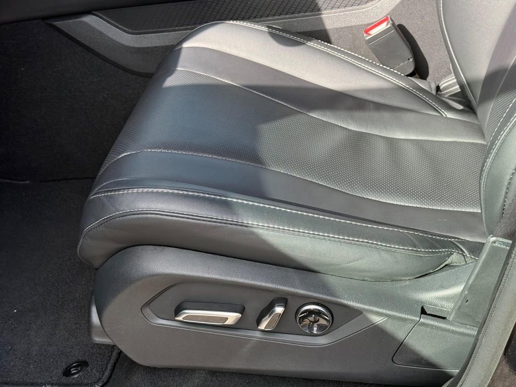 Certified 2024 Acura MDX SH-AWD w/ Technology Package image 23