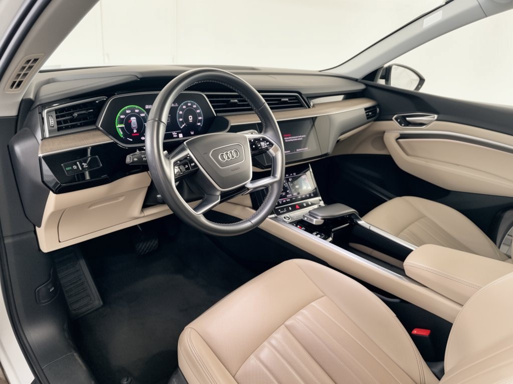 Certified 2024 Audi Q8 e-tron Premium Plus w/ Premium Plus Package AWD/4WD image 4