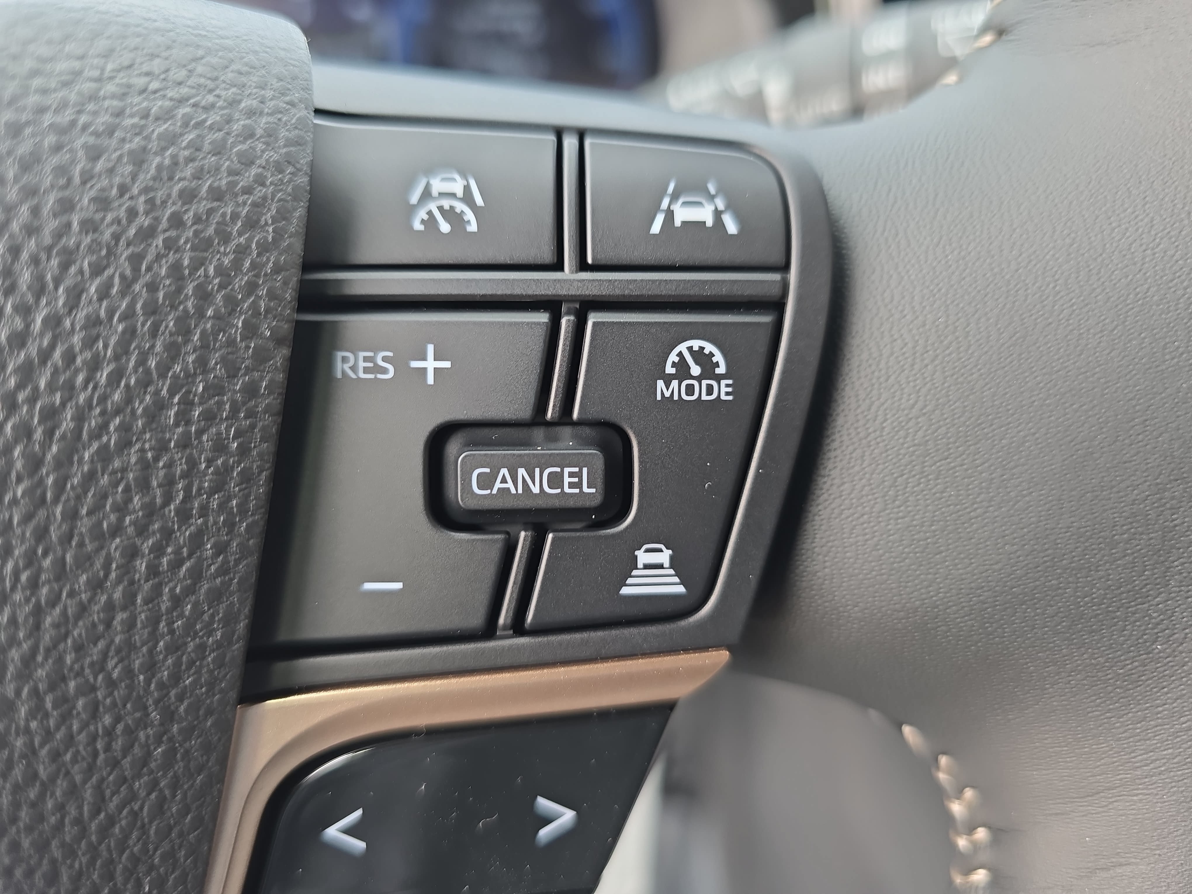 New 2026 Toyota Crown Signia AWD/4WD image 18