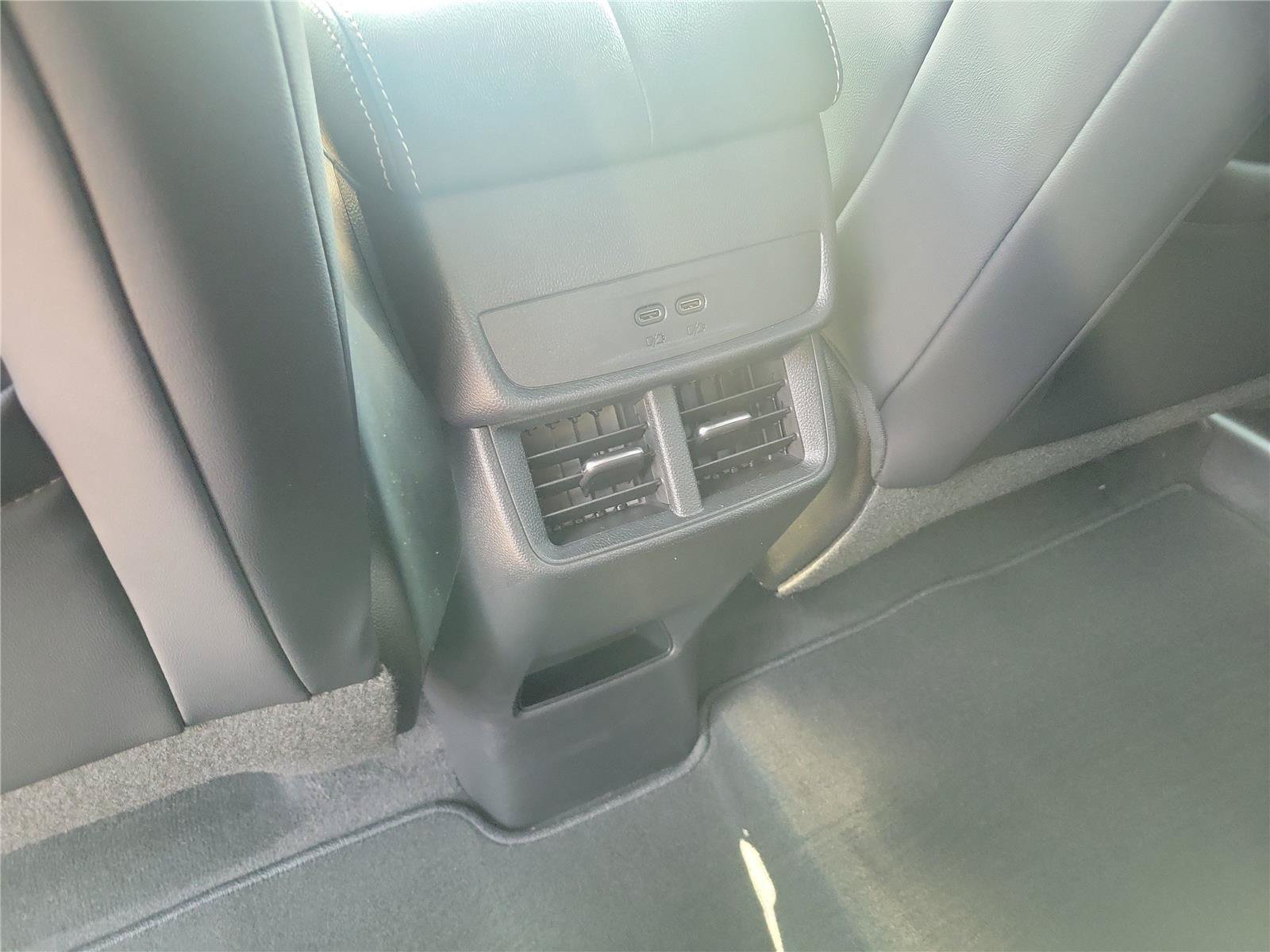 New 2027 GMC Terrain Elevation w/ Elevation Premium Package FWD image 10
