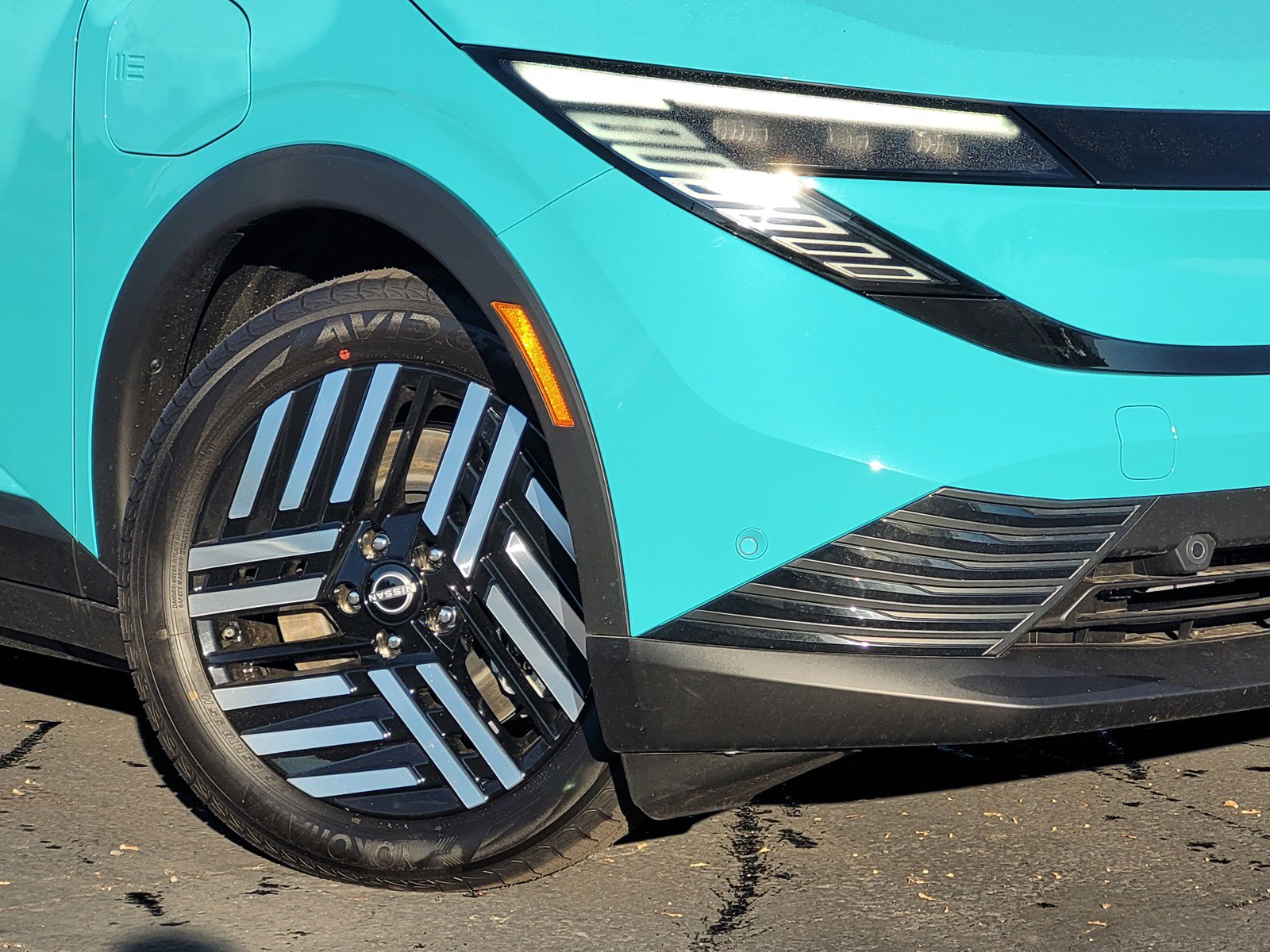 New 2026 Nissan Leaf SV+ w/ Floor Mat Package (SV+) image 3