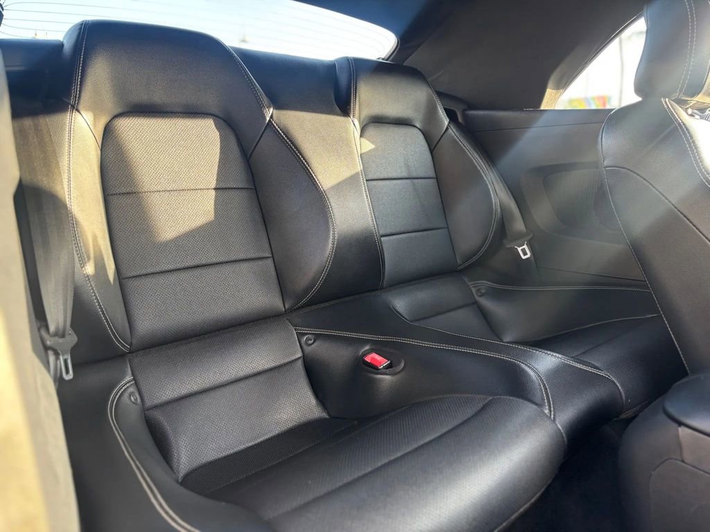 Used 2020 Ford Mustang Premium image 9