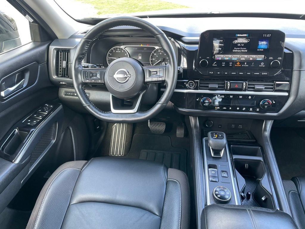 Certified 2022 Nissan Pathfinder SL AWD/4WD image 9