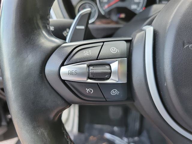 Used 2016 BMW M4 Convertible RWD image 15