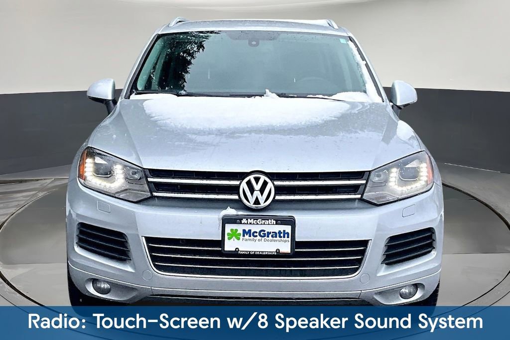 Used 2013 Volkswagen Touareg VR6 image 2