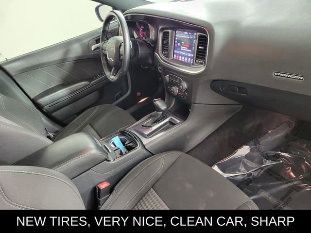 Used 2017 Dodge Charger SXT w/ Rallye Group image 20