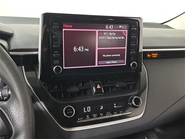 Used 2020 Toyota Corolla LE image 28