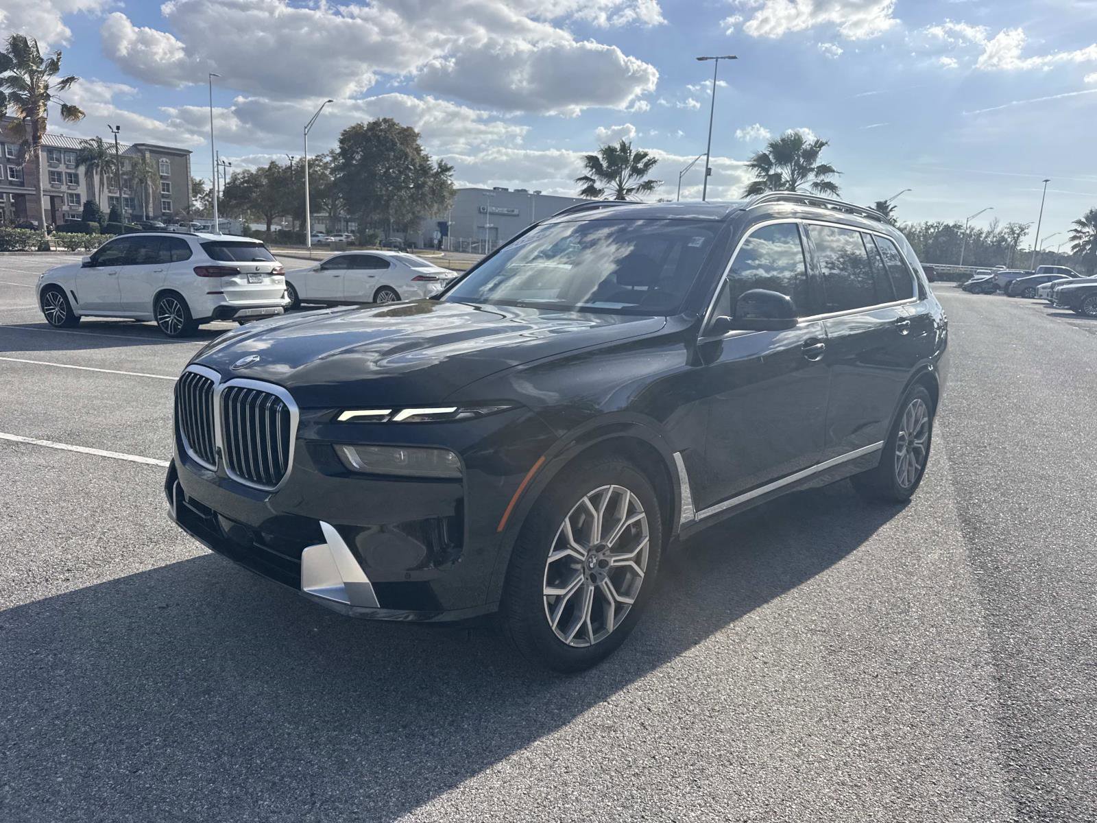 Certified 2026 BMW X7 xDrive40i w/ Premium Package image 8