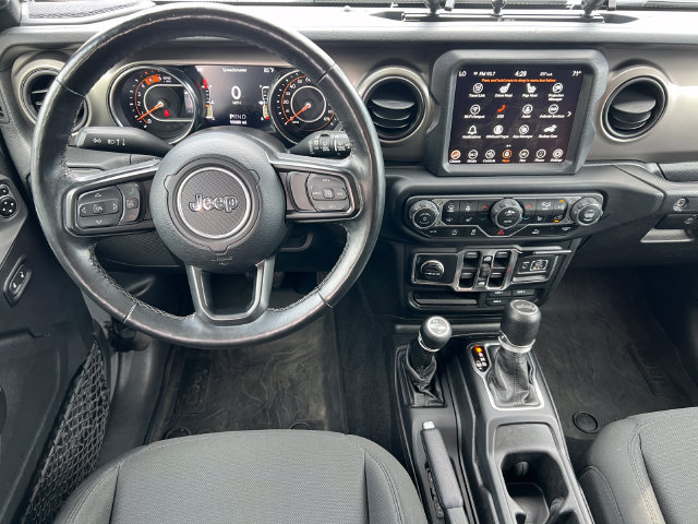 Used 2021 Jeep Wrangler Unlimited Sport AWD/4WD image 3
