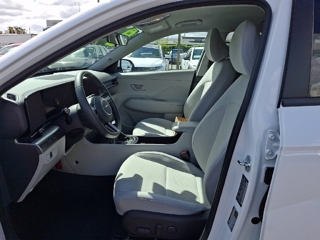 Certified 2024 Hyundai Kona SEL AWD/4WD image 14
