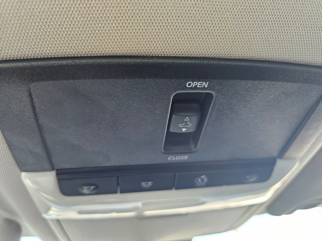 Certified 2022 Nissan Altima 2.5 SR w/ Midnight Edition Package image 18