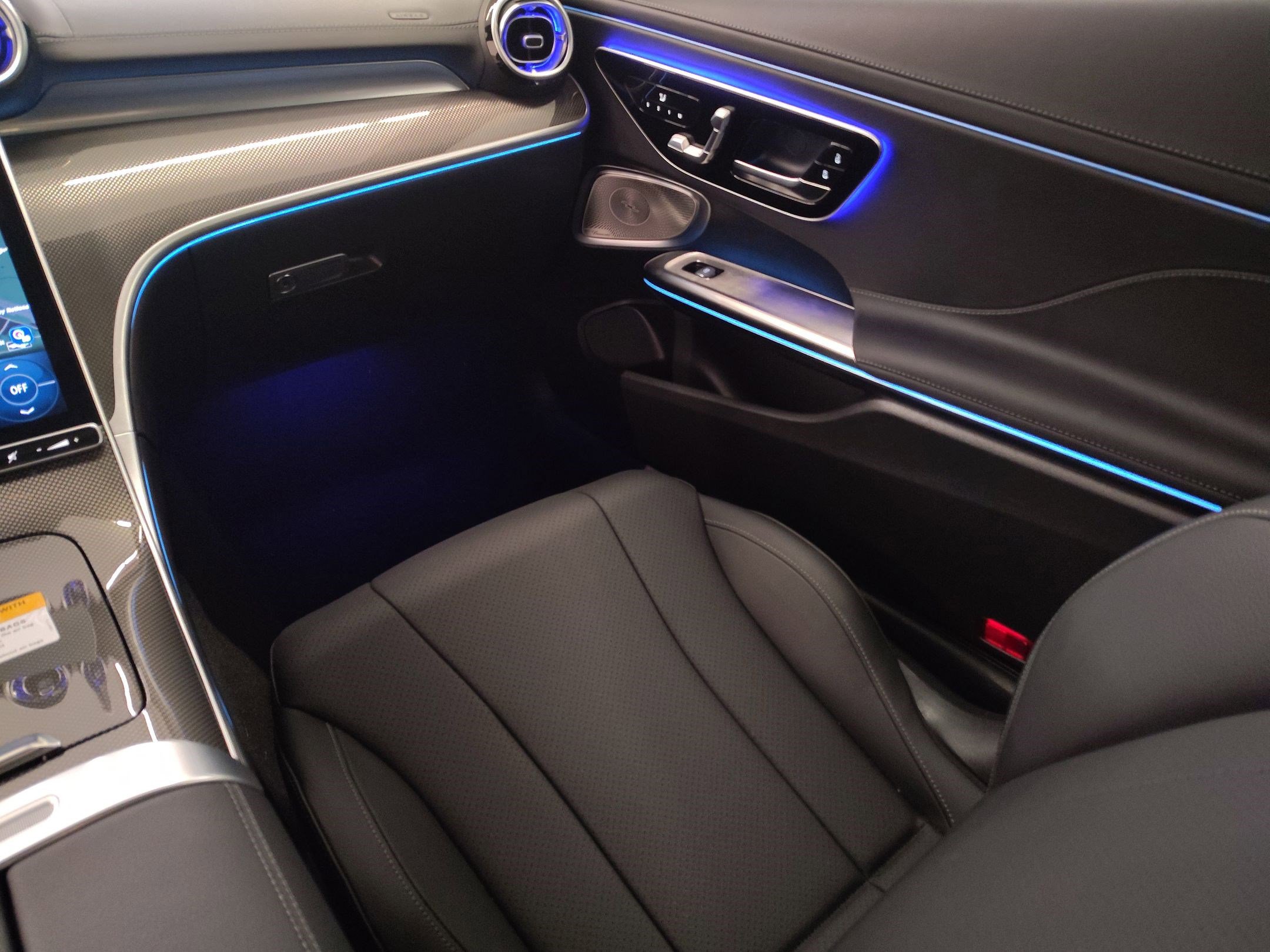 Certified 2026 Mercedes-Benz CLE 300 4MATIC Coupe image 28