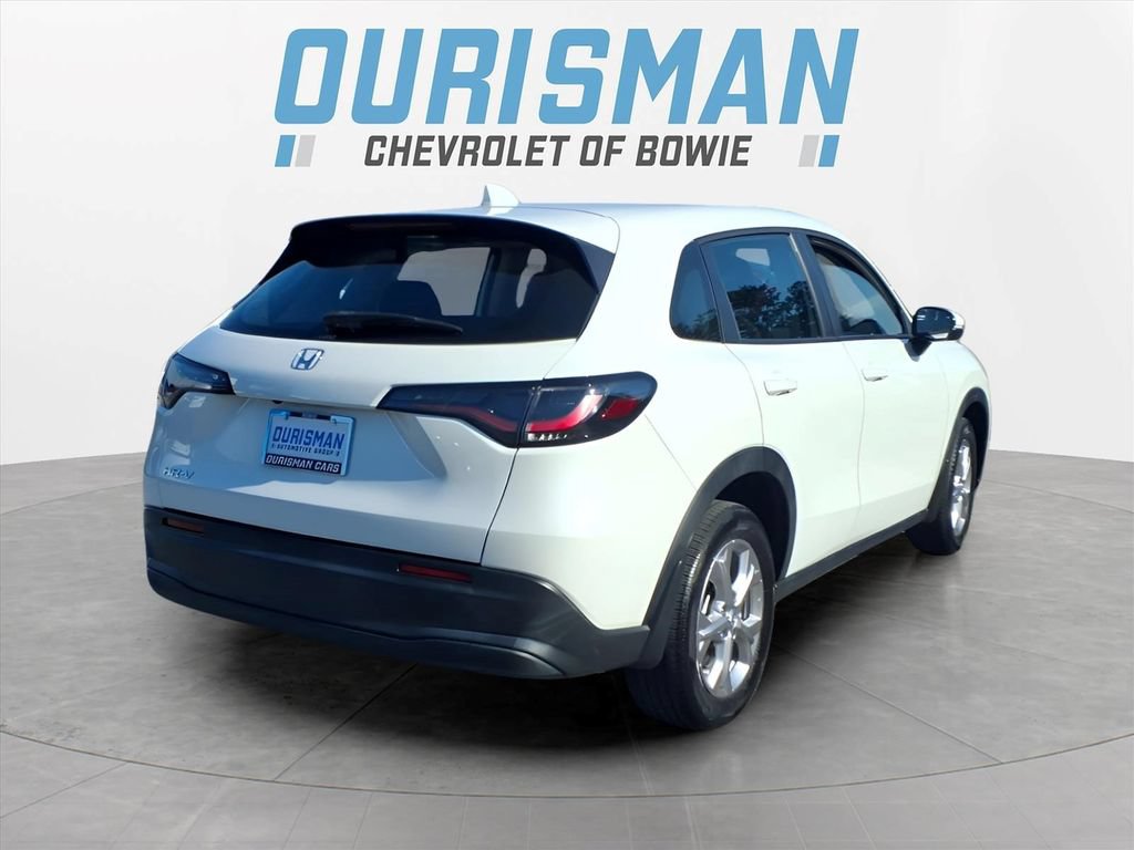 Used 2023 Honda HR-V LX image 3