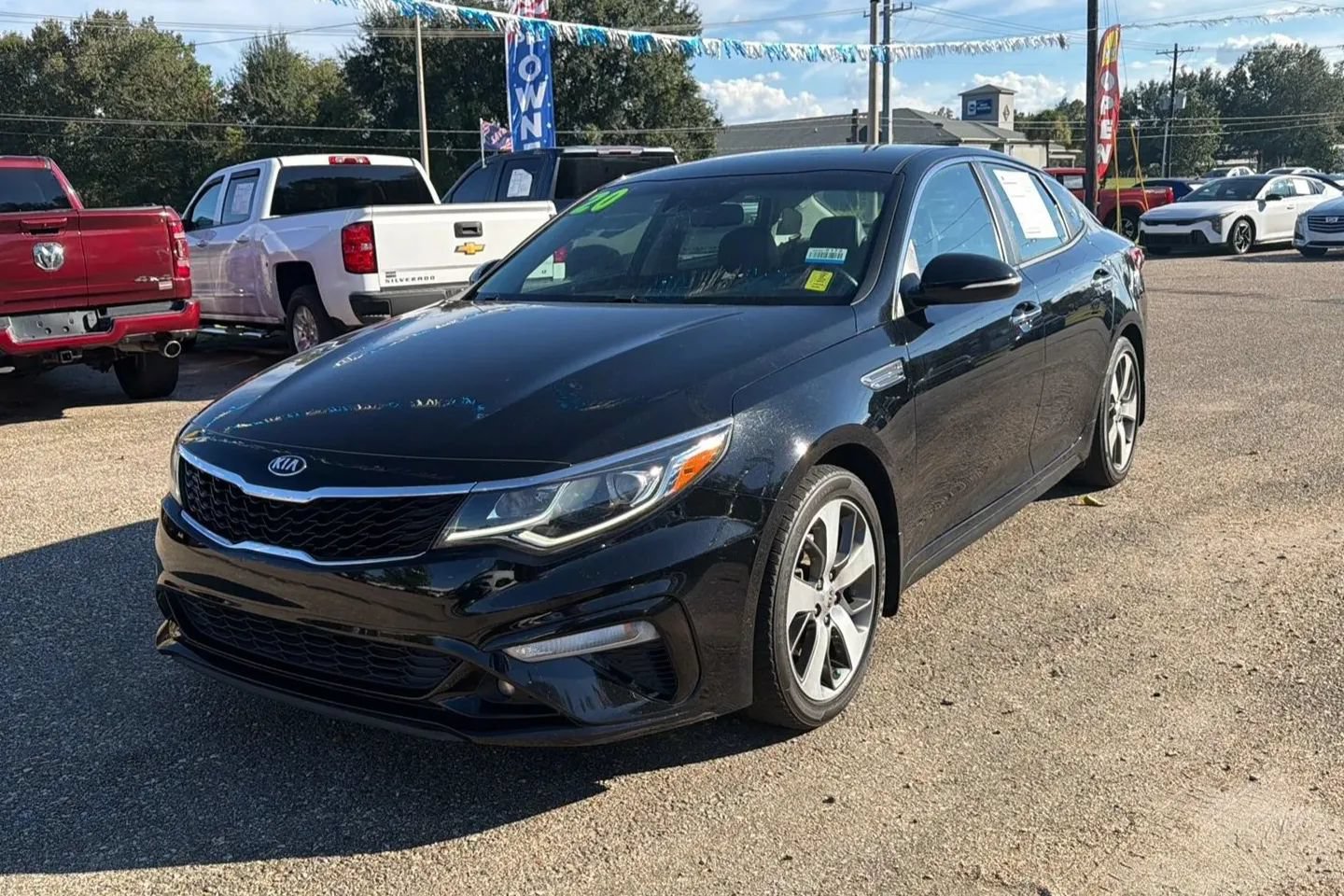 Used 2020 Kia Optima S FWD image 4