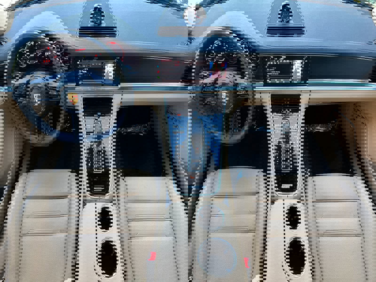 Certified 2022 Porsche Panamera 4 image 6