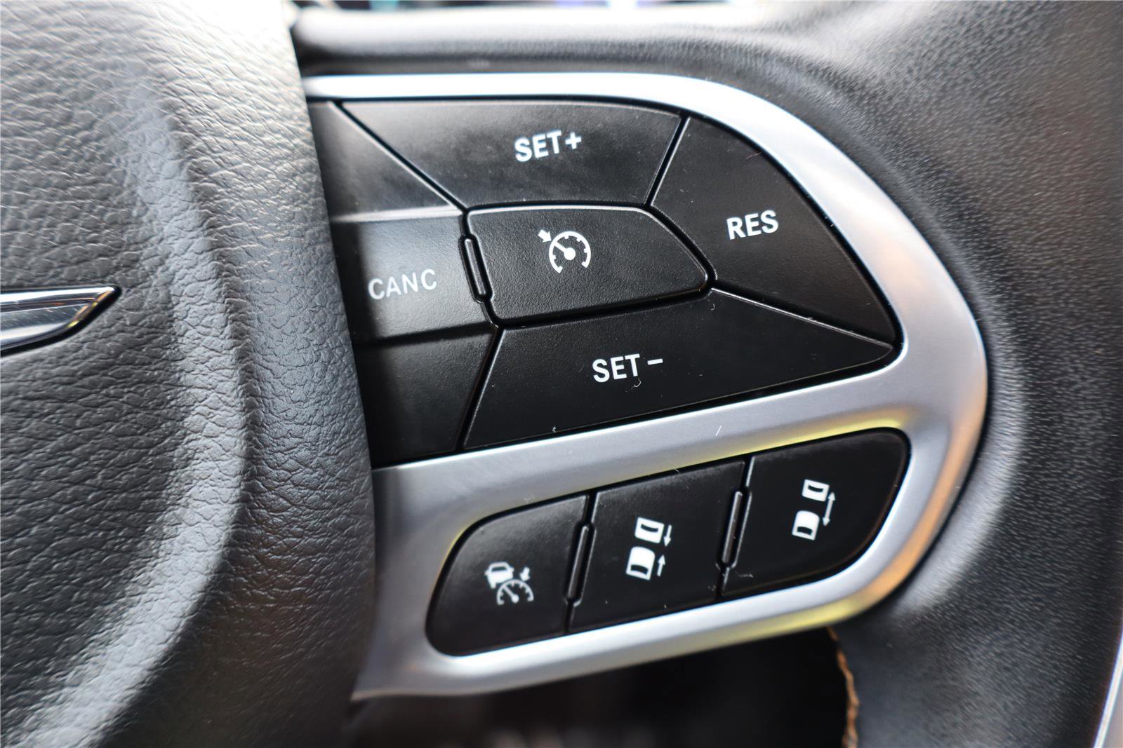 Used 2021 Chrysler Pacifica Pinnacle image 18