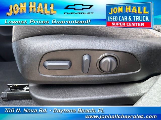 Used 2023 Chevrolet Equinox LT image 19