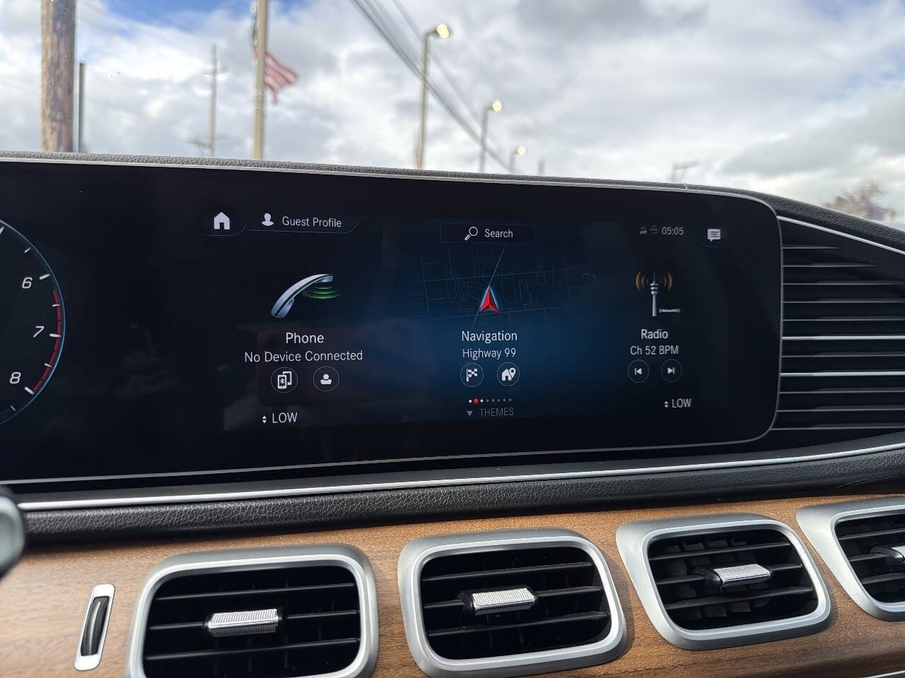 Used 2020 Mercedes-Benz GLS 580 4MATIC image 40