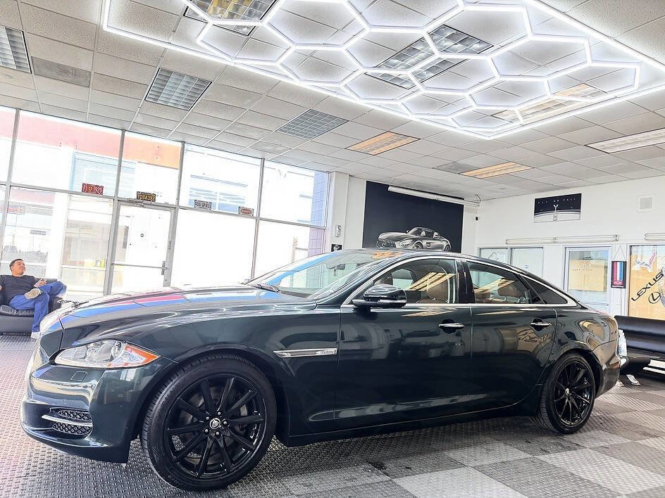 Used 2013 Jaguar XJ AWD image 1