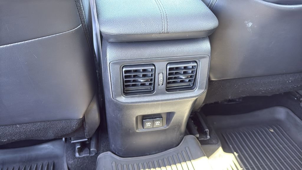 Used 2020 Toyota RAV4 XLE Premium AWD/4WD image 15