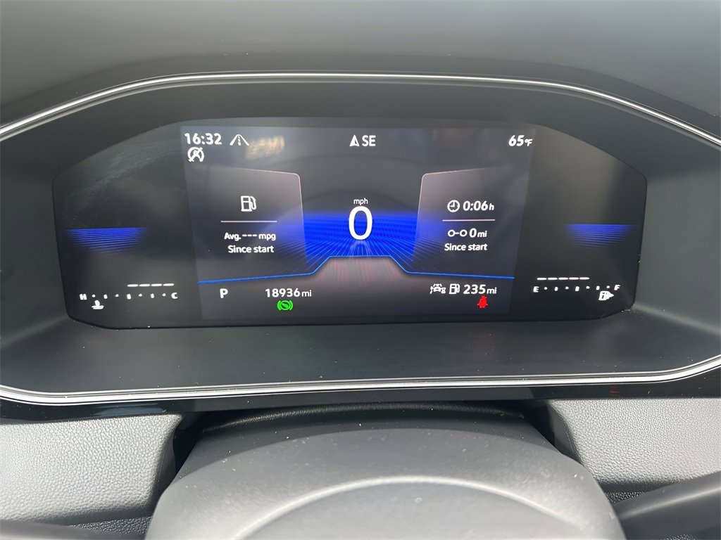 Used 2025 Volkswagen Jetta S image 19