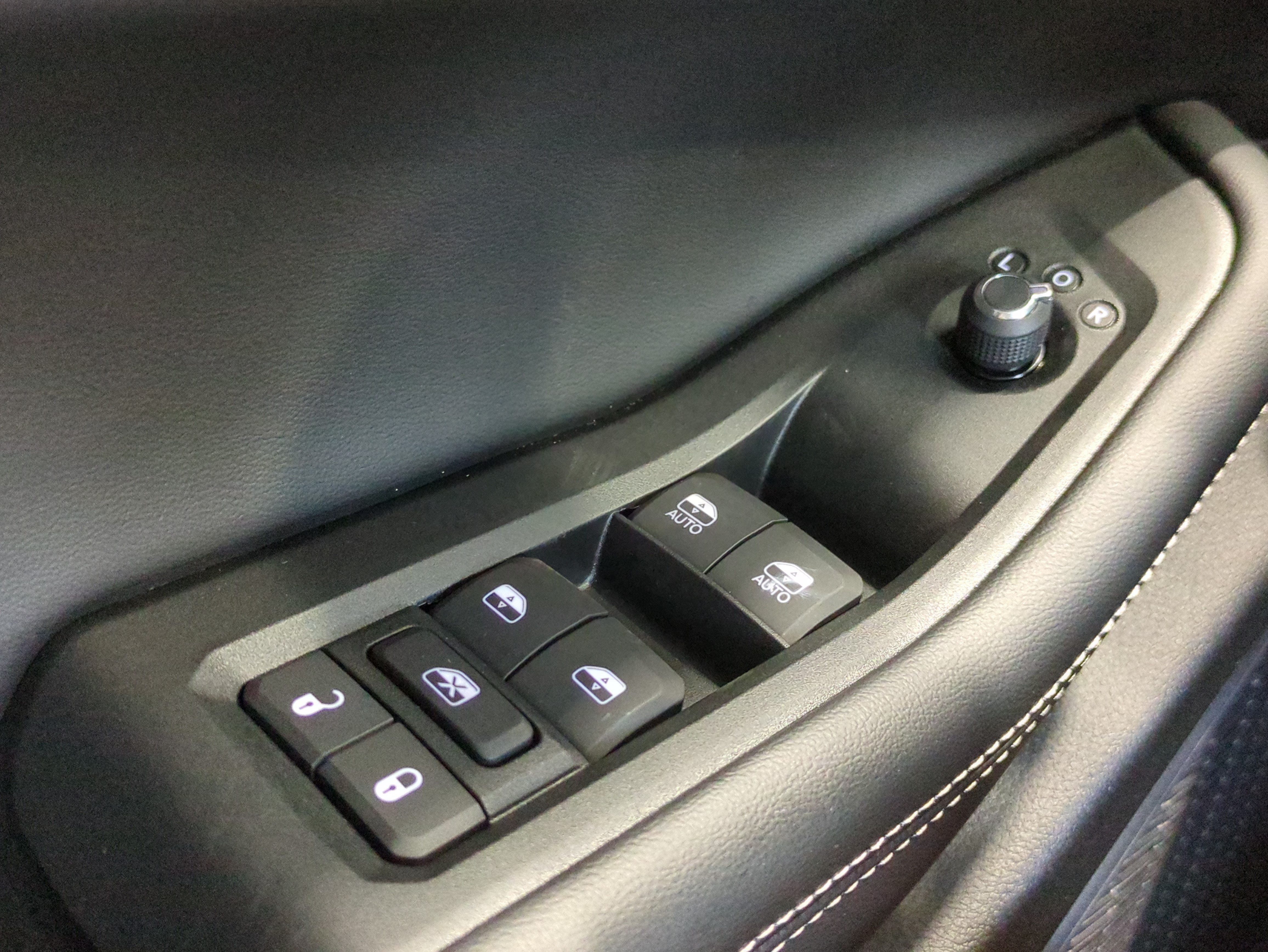 New 2025 Jeep Grand Cherokee L Altitude AWD/4WD image 26