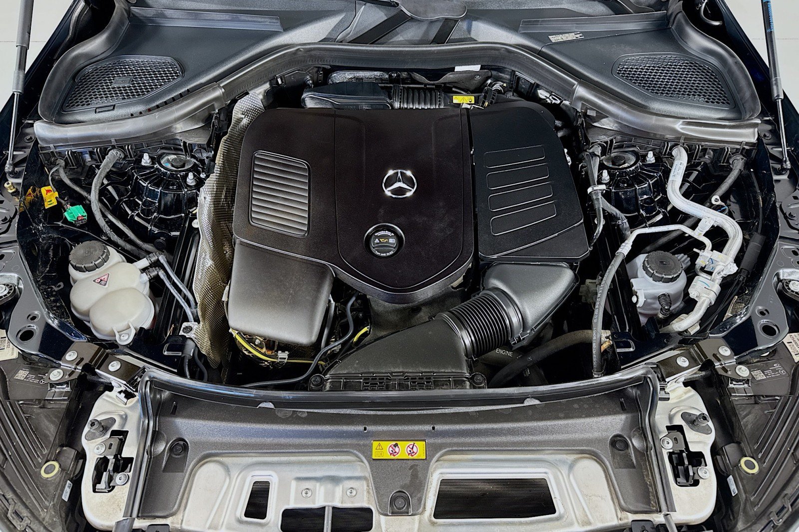Certified 2025 Mercedes-Benz GLC 350e 4MATIC image 11