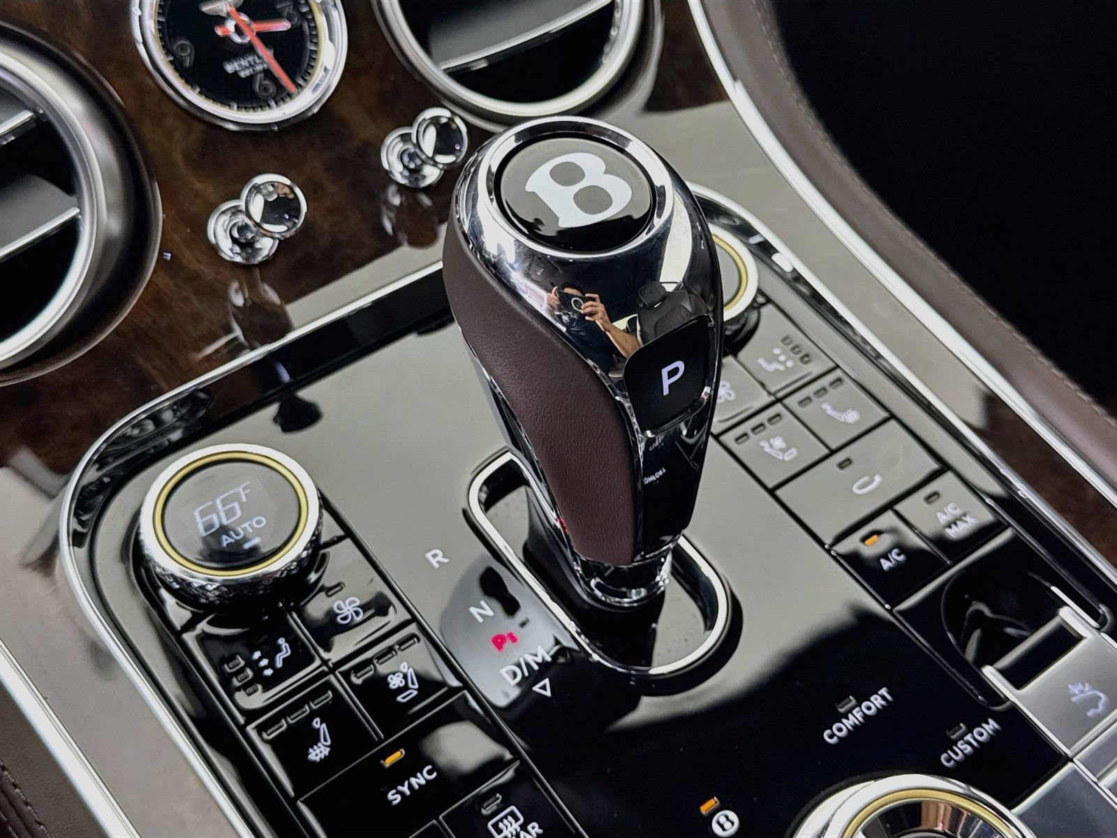 Certified 2023 Bentley Continental GT Mulliner AWD/4WD image 15