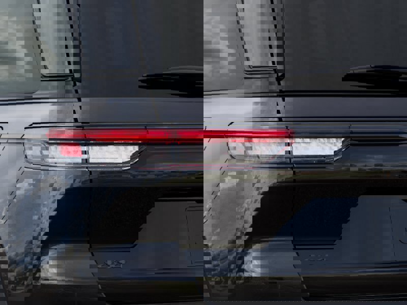 New 2025 Jeep Grand Cherokee Limited AWD/4WD image 34