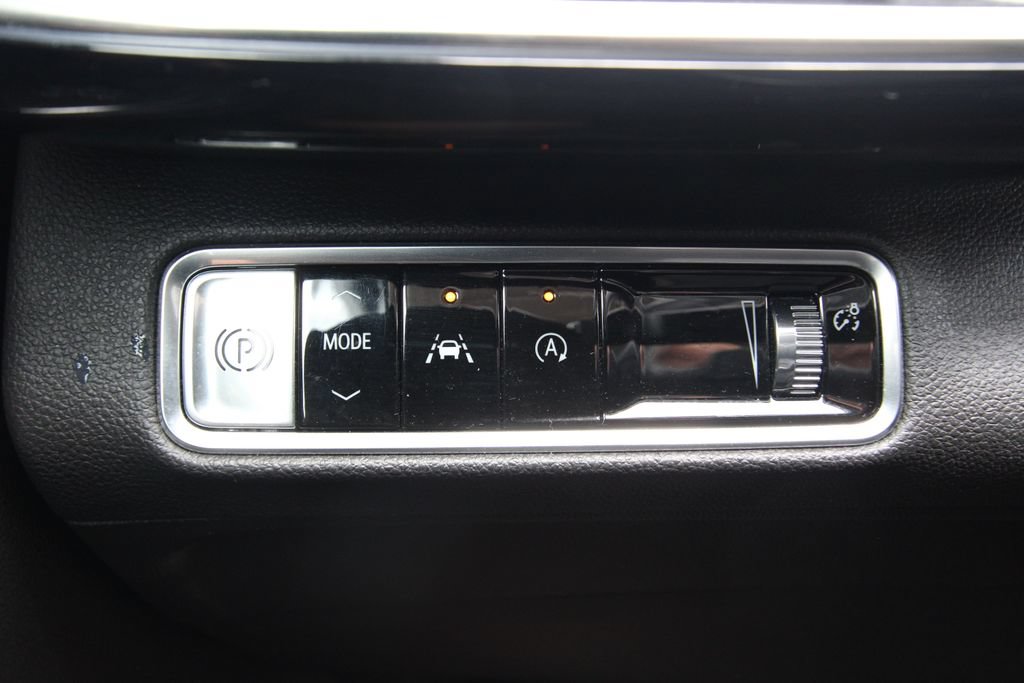 Used 2024 Buick Envision Preferred AWD/4WD image 22