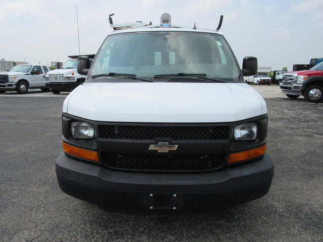 Used 2015 Chevrolet Express 2500 RWD image 8