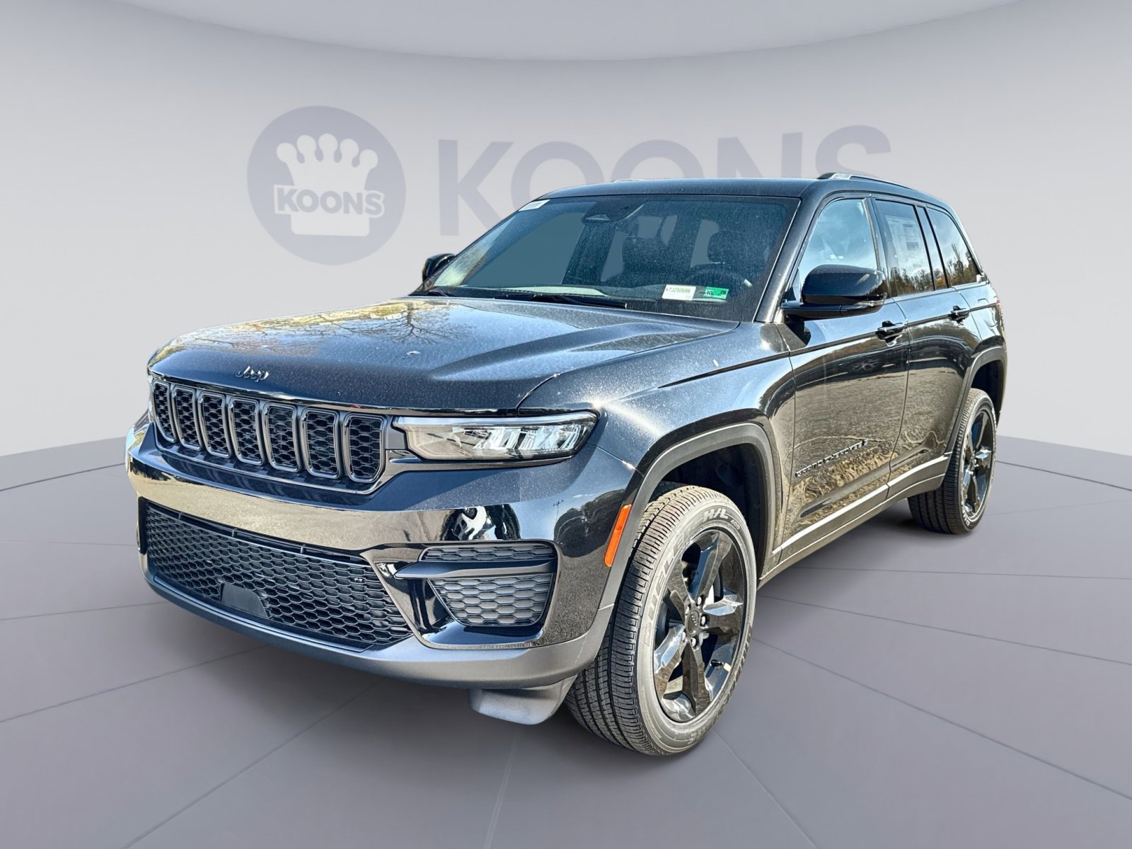 New 2025 Jeep Grand Cherokee Laredo