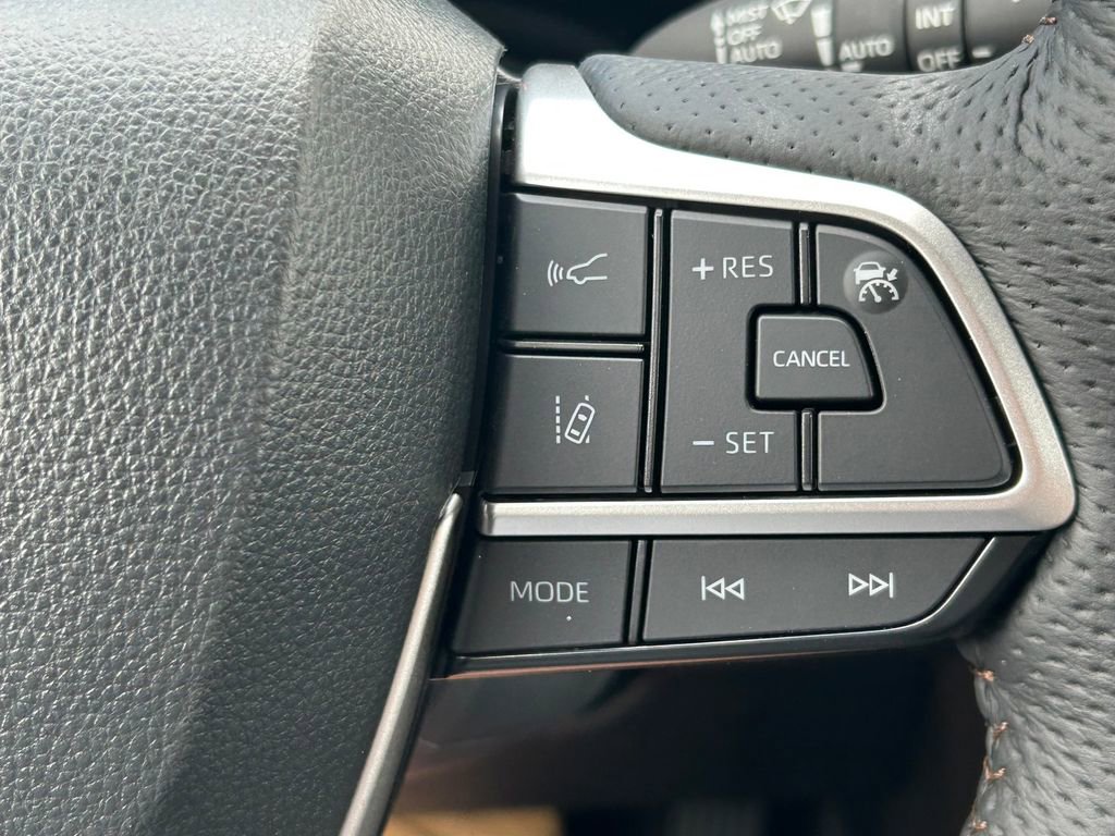 New 2026 Toyota Sienna Platinum image 51