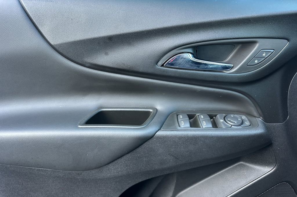 Used 2022 Chevrolet Equinox LT image 11