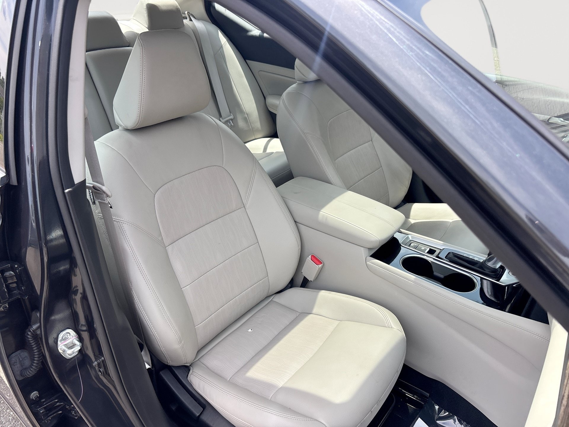Used 2022 Nissan Altima 2.5 SL AWD/4WD image 28