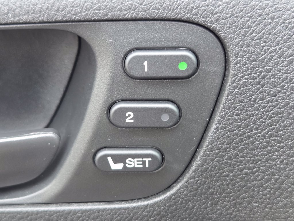 Used 2024 Honda Passport EX-L image 10
