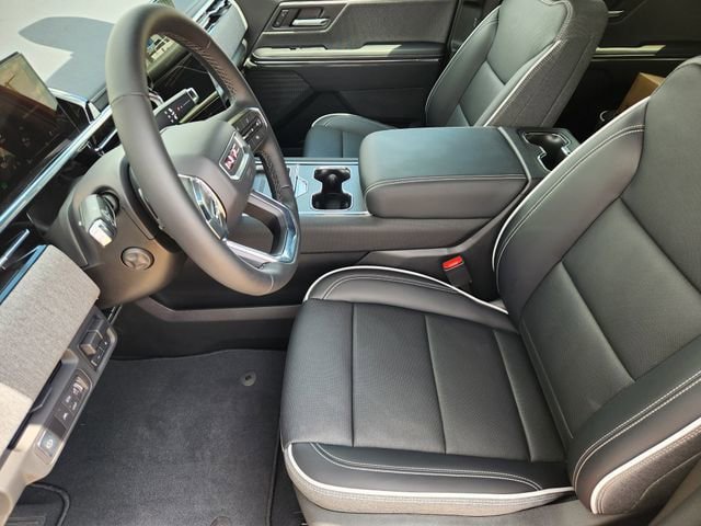 New 2026 GMC Sierra EV Elevation w/ Premium Package AWD/4WD image 11
