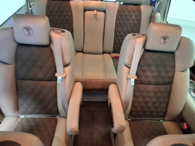 Used 2024 Chevrolet Express 2500 Extended w/ Driver Convenience Package RWD image 34
