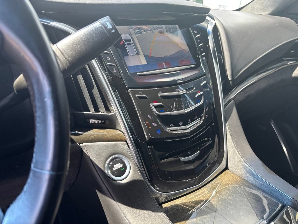 Used 2017 Cadillac Escalade Platinum AWD/4WD image 9